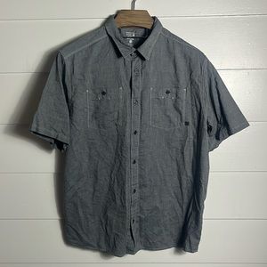Mountain HardWear Men's XL Outdoor Short Sleeve Button Up Shirt Chambray